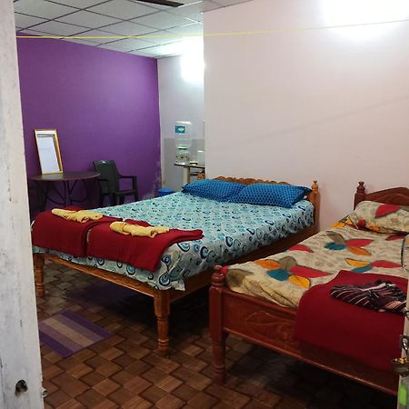 The Leisure Home Stay Shadipur Eksteriør billede